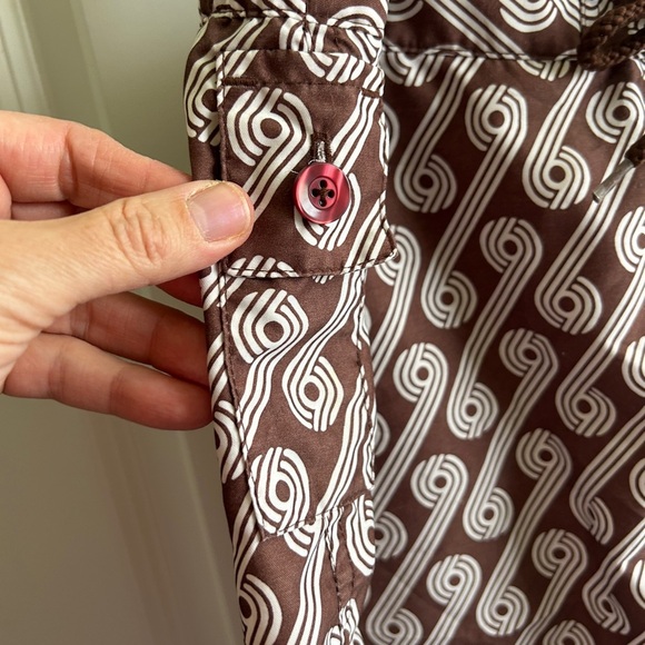 GUC Penguin brand swim trunks with liner, size 32. Drawstring waist. Velcro fly. - Picture 2 of 12